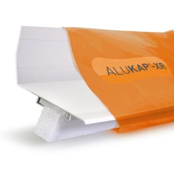 Alukap-XR Top Wall Flashing (3m | White)
